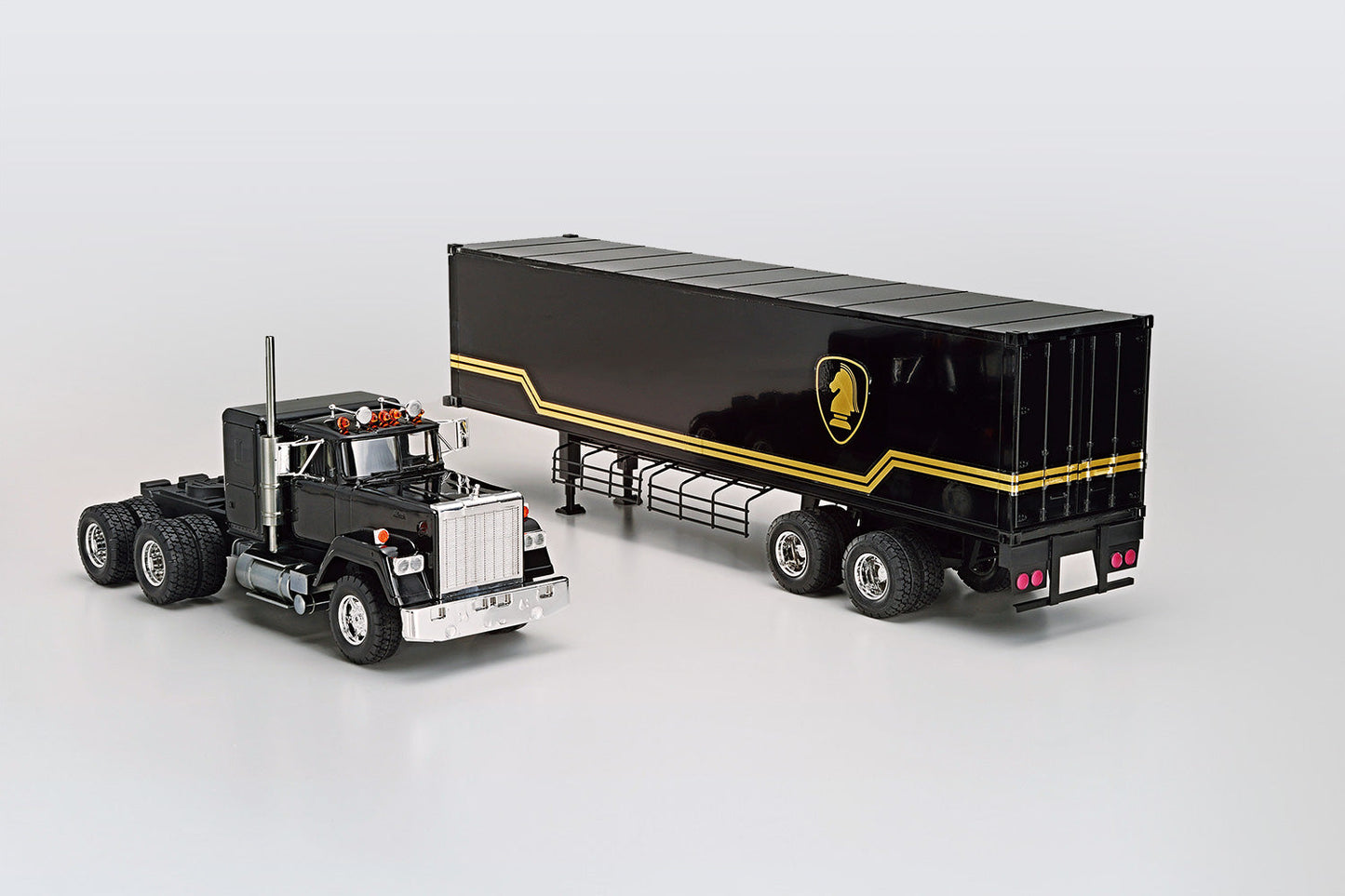 1/28 KNIGHT TRAILER TRUCK