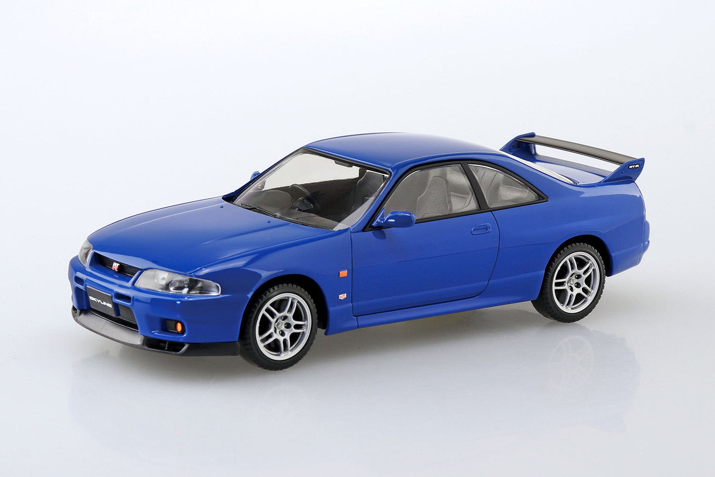 1/32 NISSAN R33 SKYLINE GT-R (CHAMPIONSHIP BLUE)