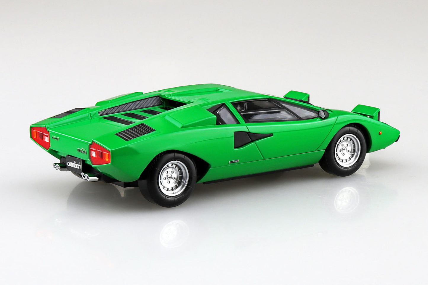 1/32 SNAP Lamborghini Countach LP400 (Green)