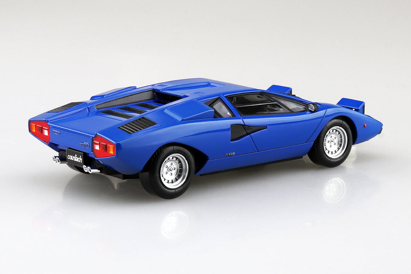 1/32 SNAP Lamborghini Countach LP400 (Blue)