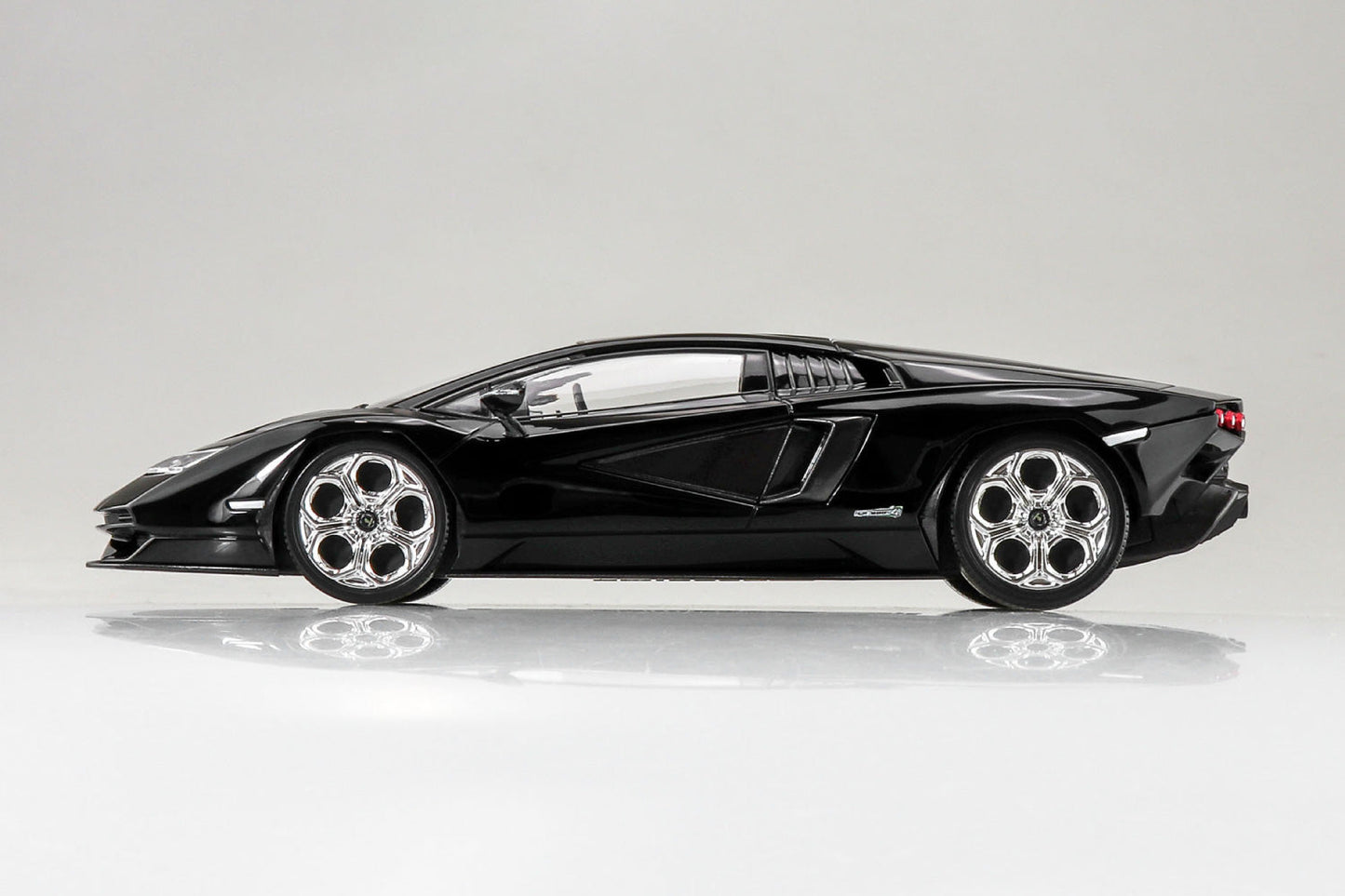 1/32 SNAP Lamborghini Countach LPI 800-4 (Black)