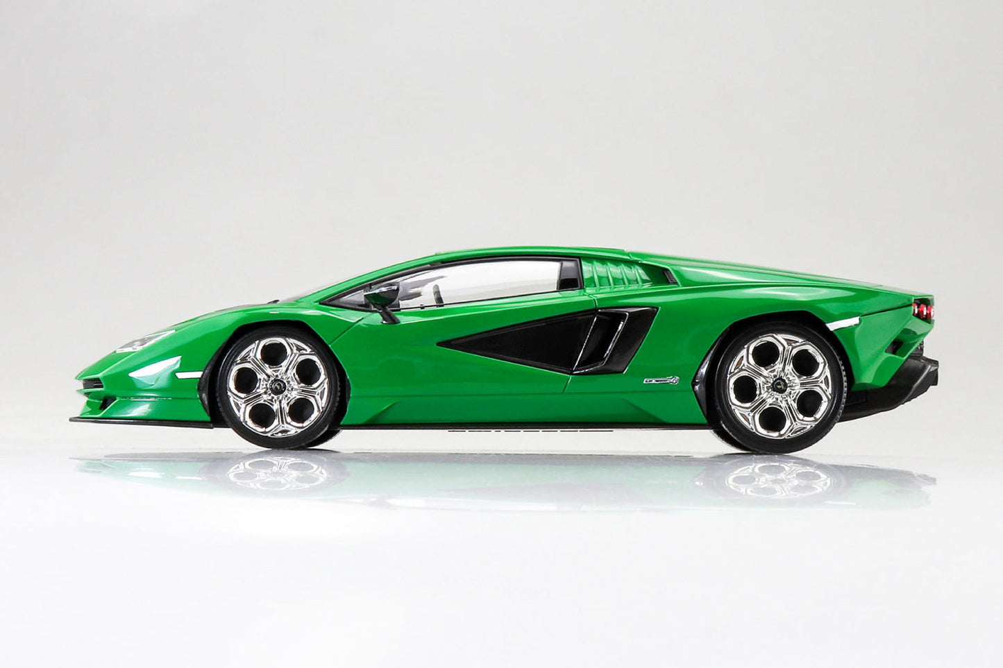 1/32 SNAP Lamborghini Countach LPI 800-4 (Green)