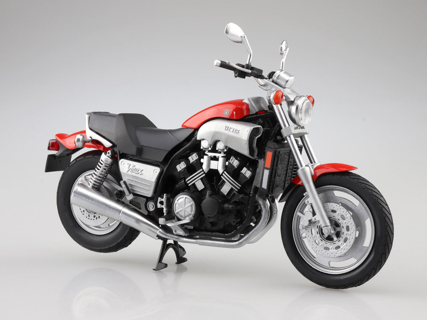 1/12 YAMAHA VMAX FIRE RED