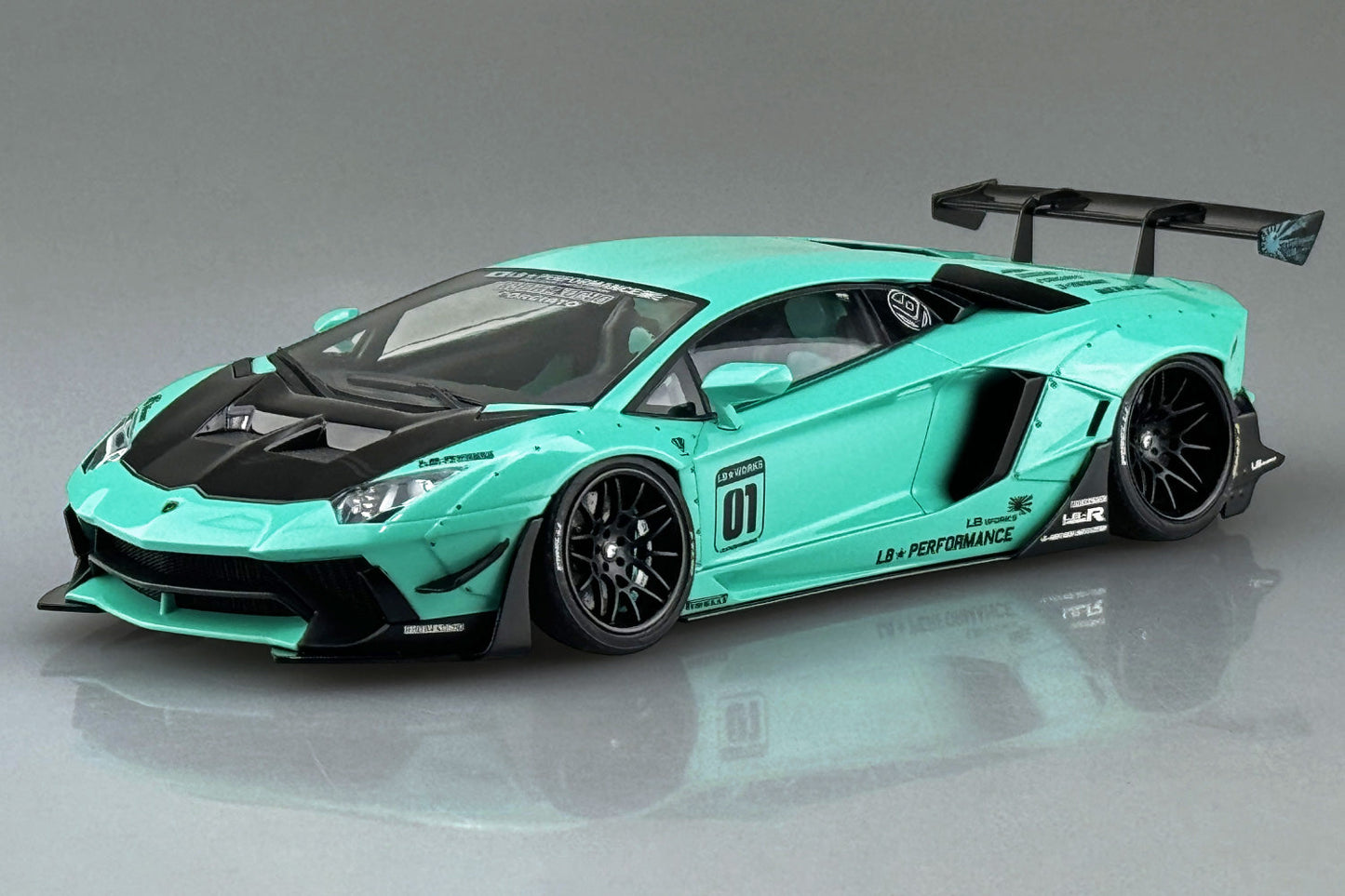 1/24 LB-Works Lamborghini Aventador Limited Edition Ver.2