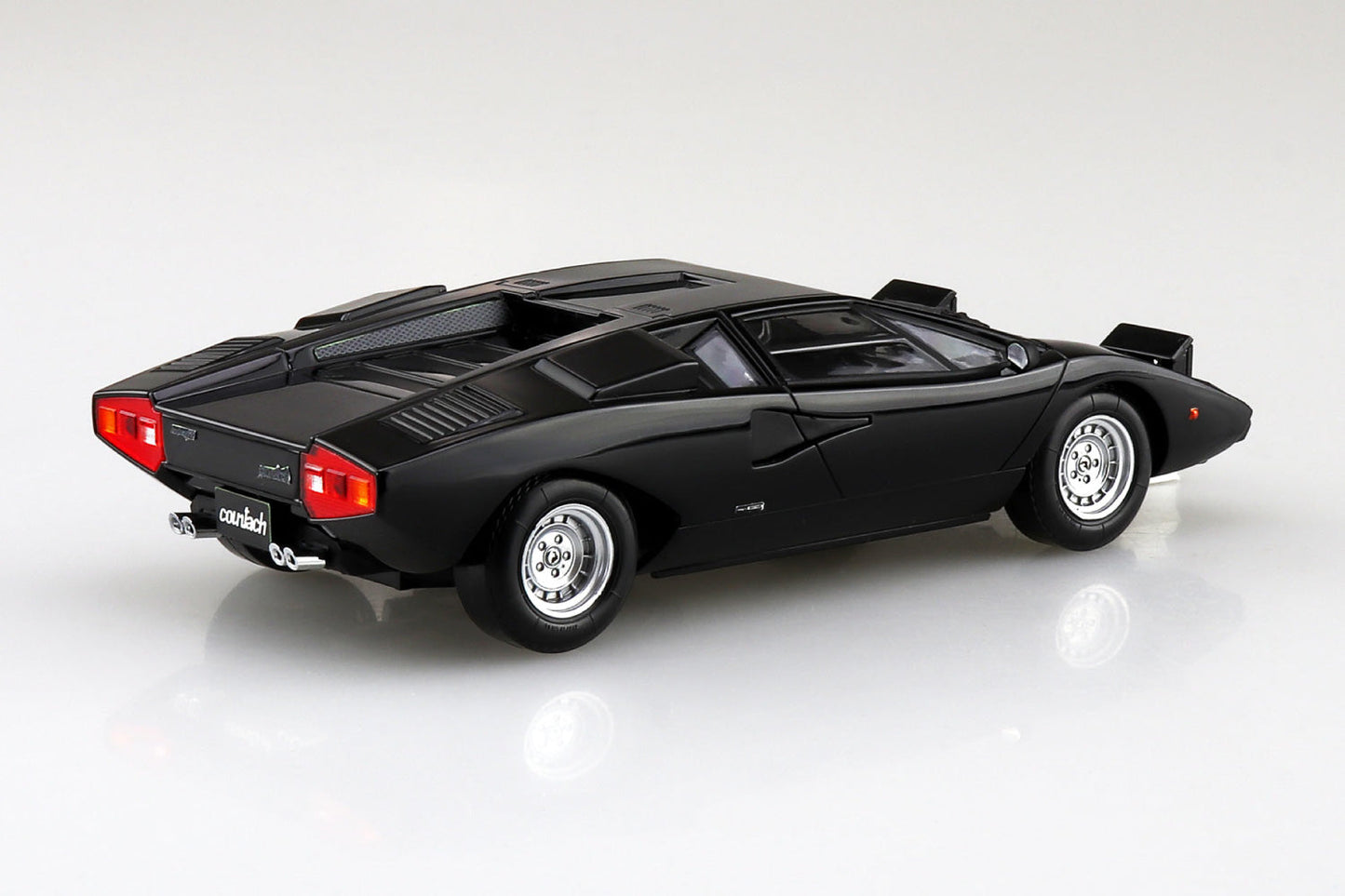 1/32 Snap Lamborghini Countach LP400 (Black)