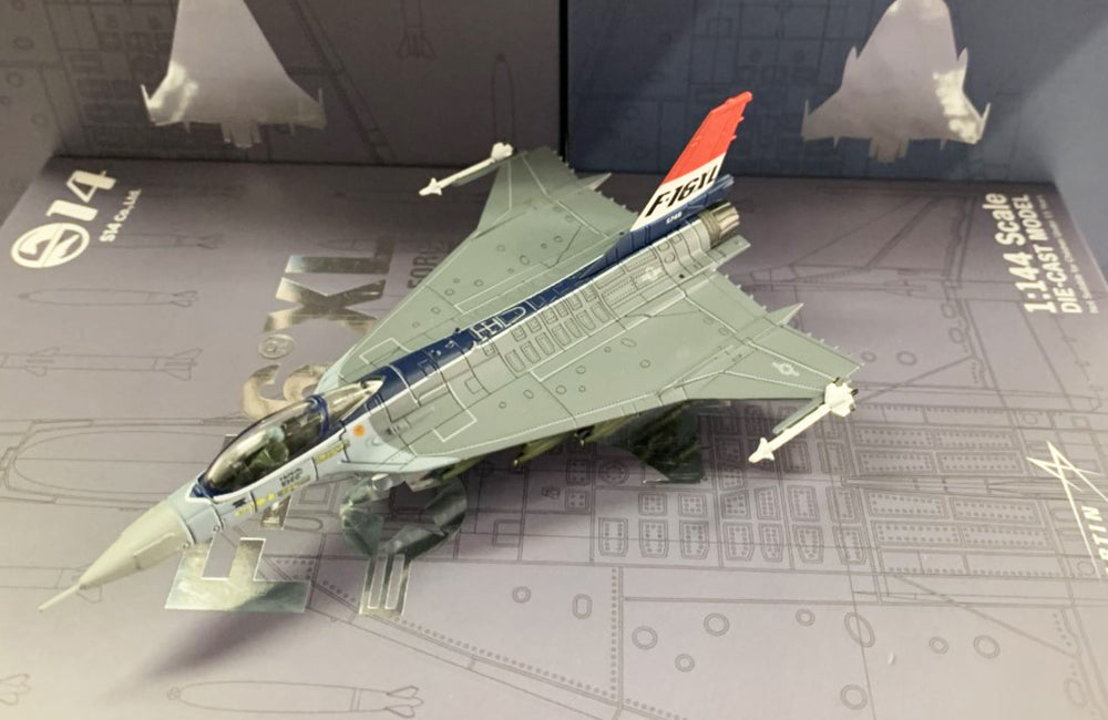 1/144 F-16XL U.S. Air Force XL-1 Prototype