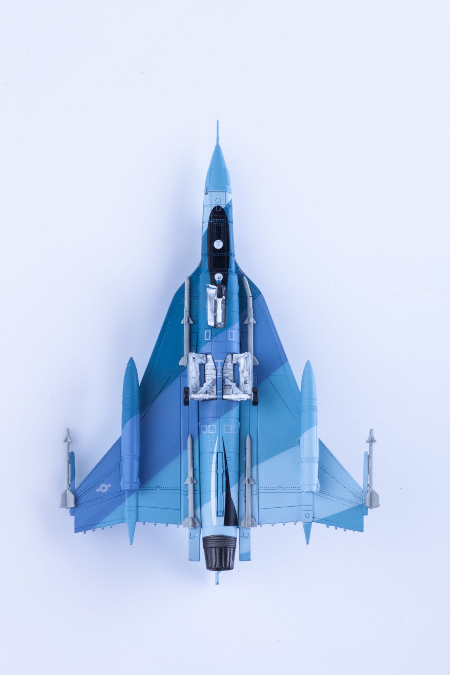 1/144 F-16XL U.S. Air Force XL-2 Prototype