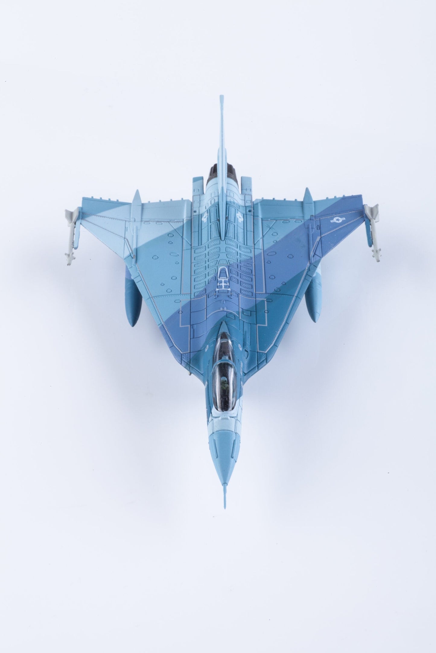 1/144 F-16XL U.S. Air Force XL-2 Prototype