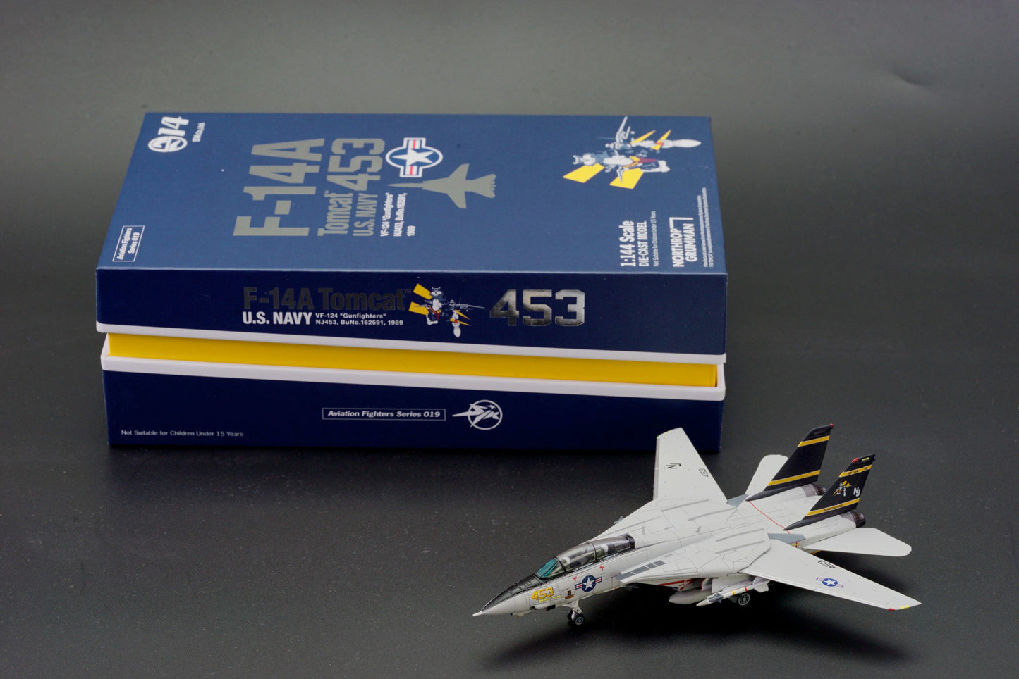 1/144 F-14A Tomcat   VF-124 Gunfighters NJ453