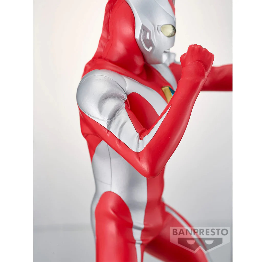 Ultraman Dyna Hero's Brave Statue Figure Ultraman Dyna Akai Daichi No Chikara (Ver.A)