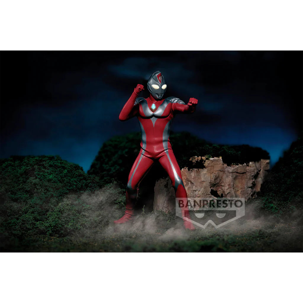 Ultraman Dyna Hero's Brave Statue Figure Ultraman Dyna Akai Daichi No Chikara (Ver.B)