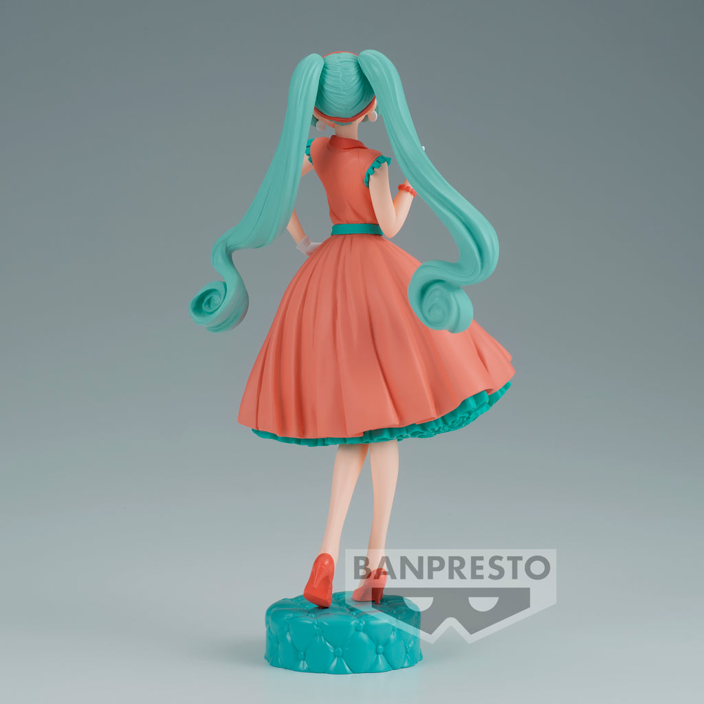 Hatsune Miku World Journey Vol.1