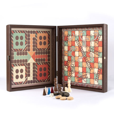 Chess/Backgammon/Ludo/Snakes - Vintage - Venge replica wooden case 34x34cm