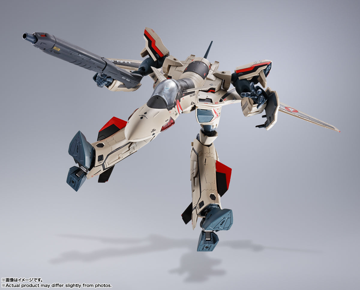 DX Chogokin YF19 Excalibur (Isamu Alva Dyson Use)