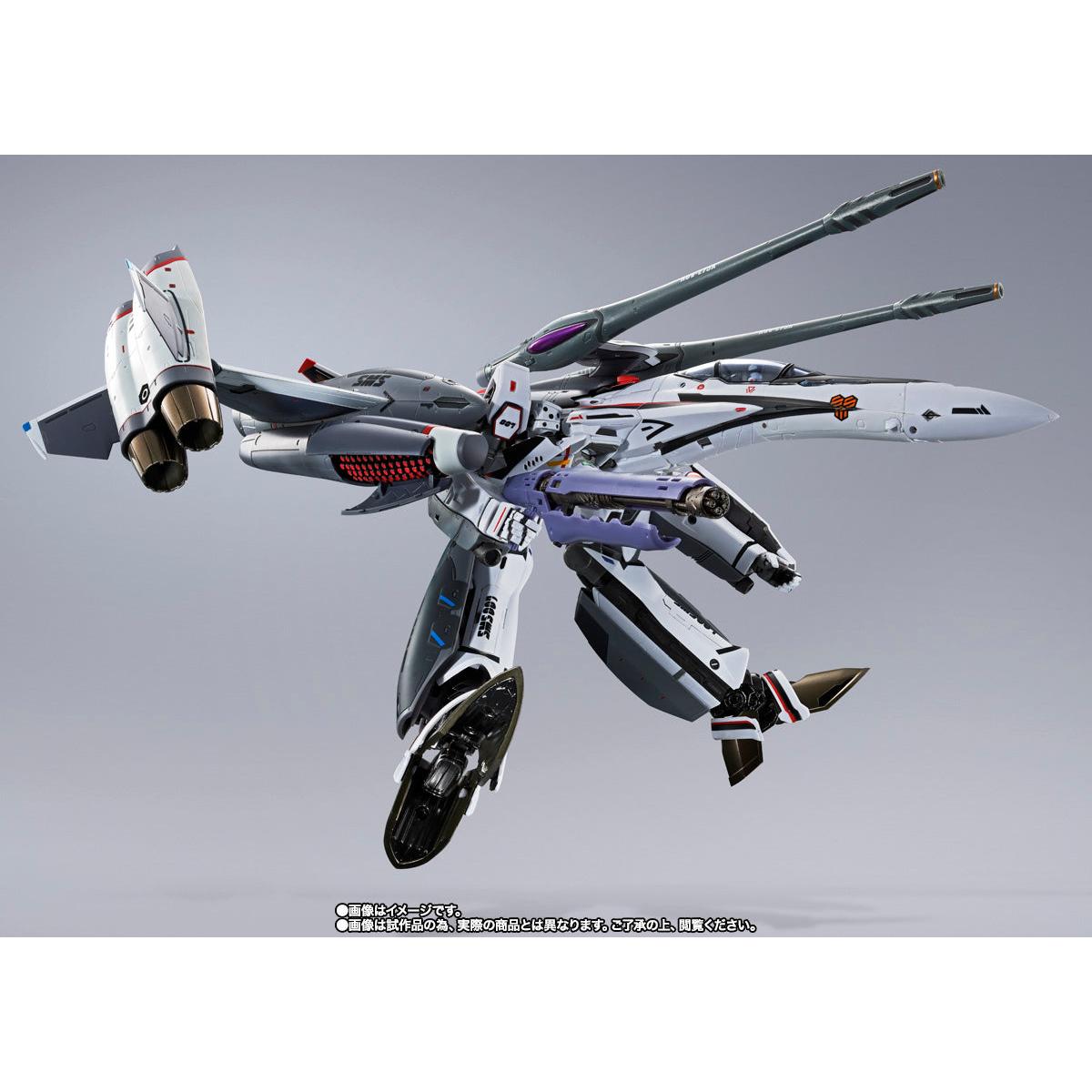 DX Chogokin VF-25F Tornado Messiah Valkyrie (Alto Saotome Use) Revival Ver.