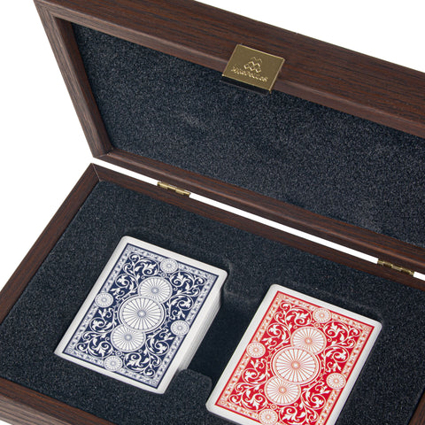 Plastic coated playing cards in Dark Brown wooden case