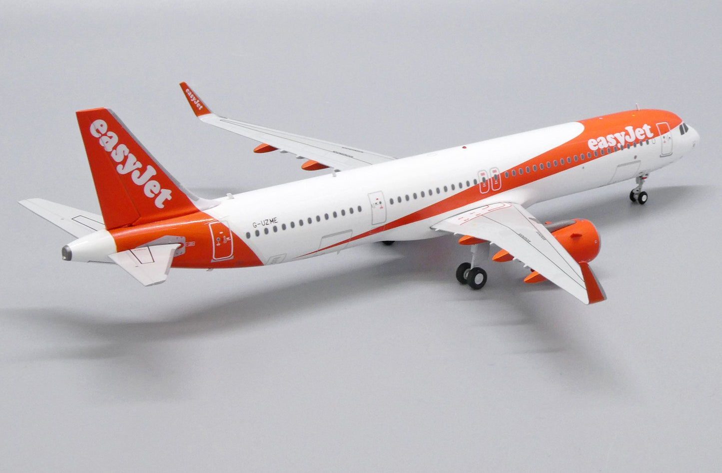 1/200 EasyJet A321neo G-UZME