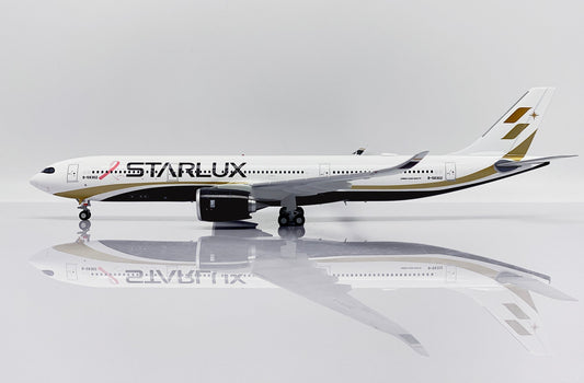 Starlux Airlines A330-900neo B-58302