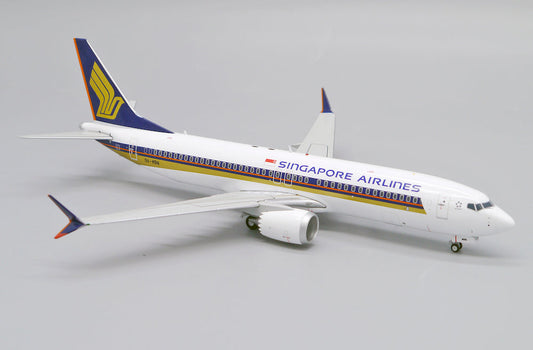 1/200 Singapore Airlines Boeing 737 MAX 8