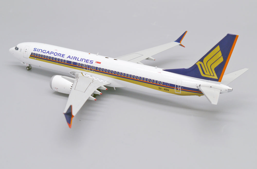 1/200 Singapore Airlines Boeing 737 MAX 8