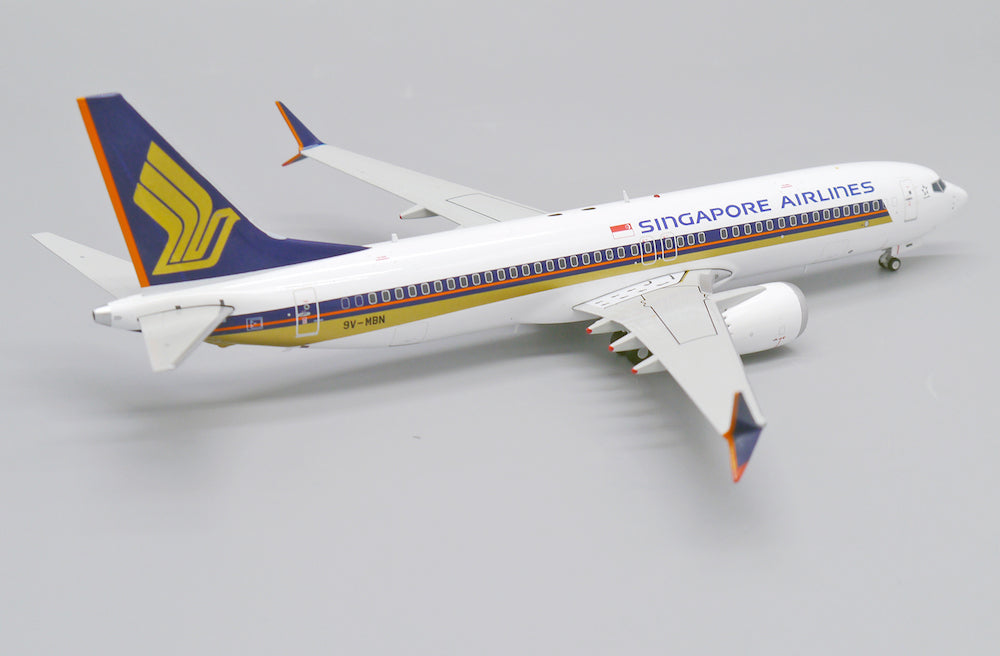 1/200 Singapore Airlines Boeing 737 MAX 8