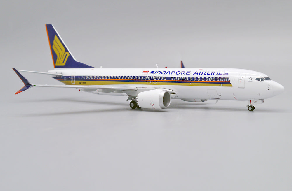 1/200 Singapore Airlines Boeing 737 MAX 8