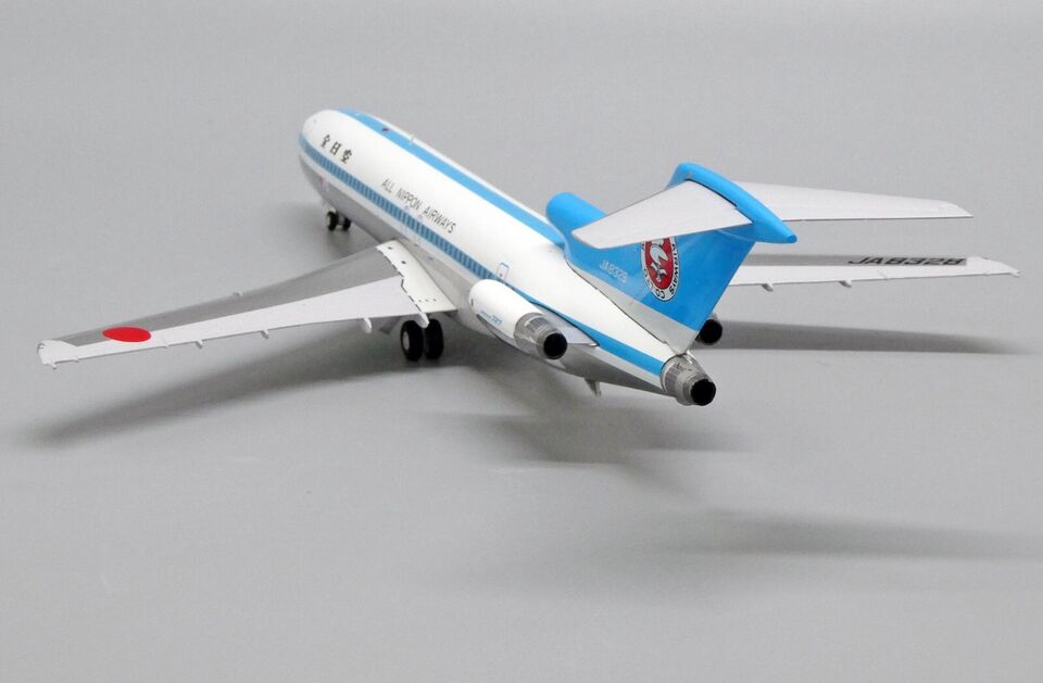 1/200 All Nippon Airways Boeing 727-200 "SAPPORO '72" "Polished" Reg: JA8328 with Stand