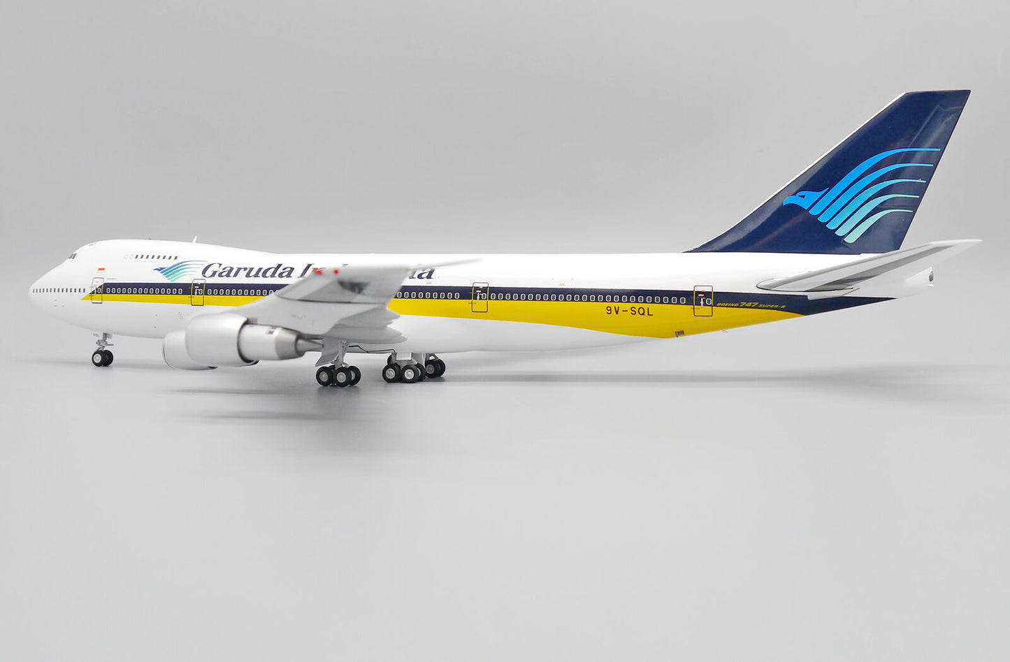 1/200 Garuda Indonesia B747-200 9V-SQL