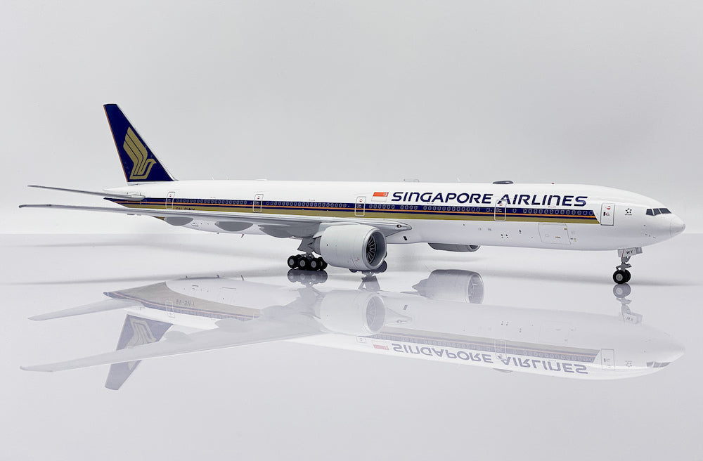 1/200 Singapore Airlines B777-300ER