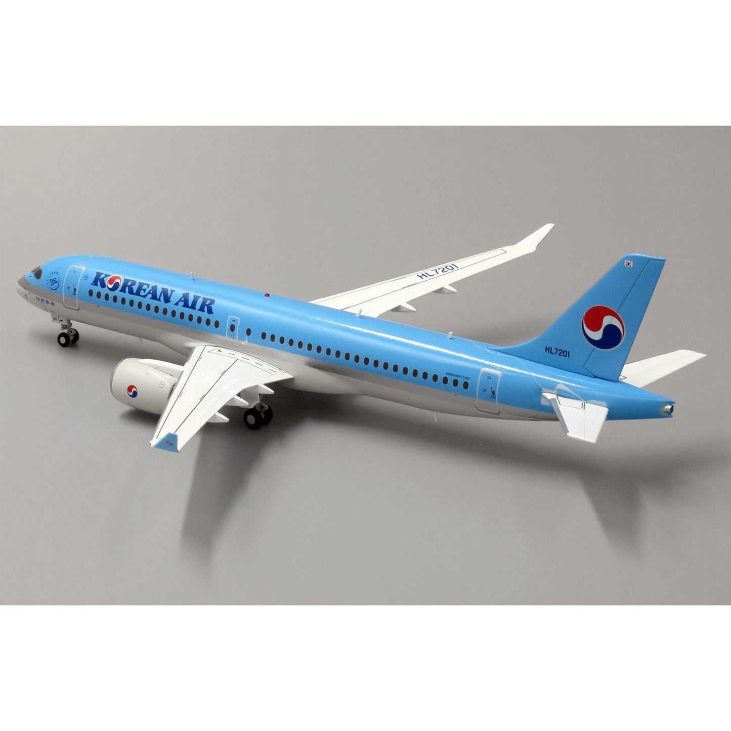 JC Wings 1/200 Korean Air Bombadier CS300 HL7201