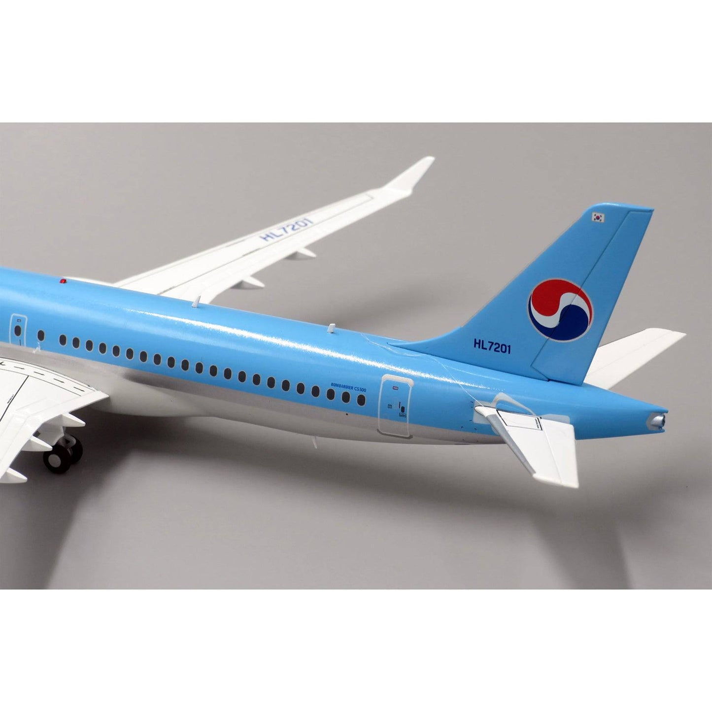 JC Wings 1/200 Korean Air Bombadier CS300 HL7201