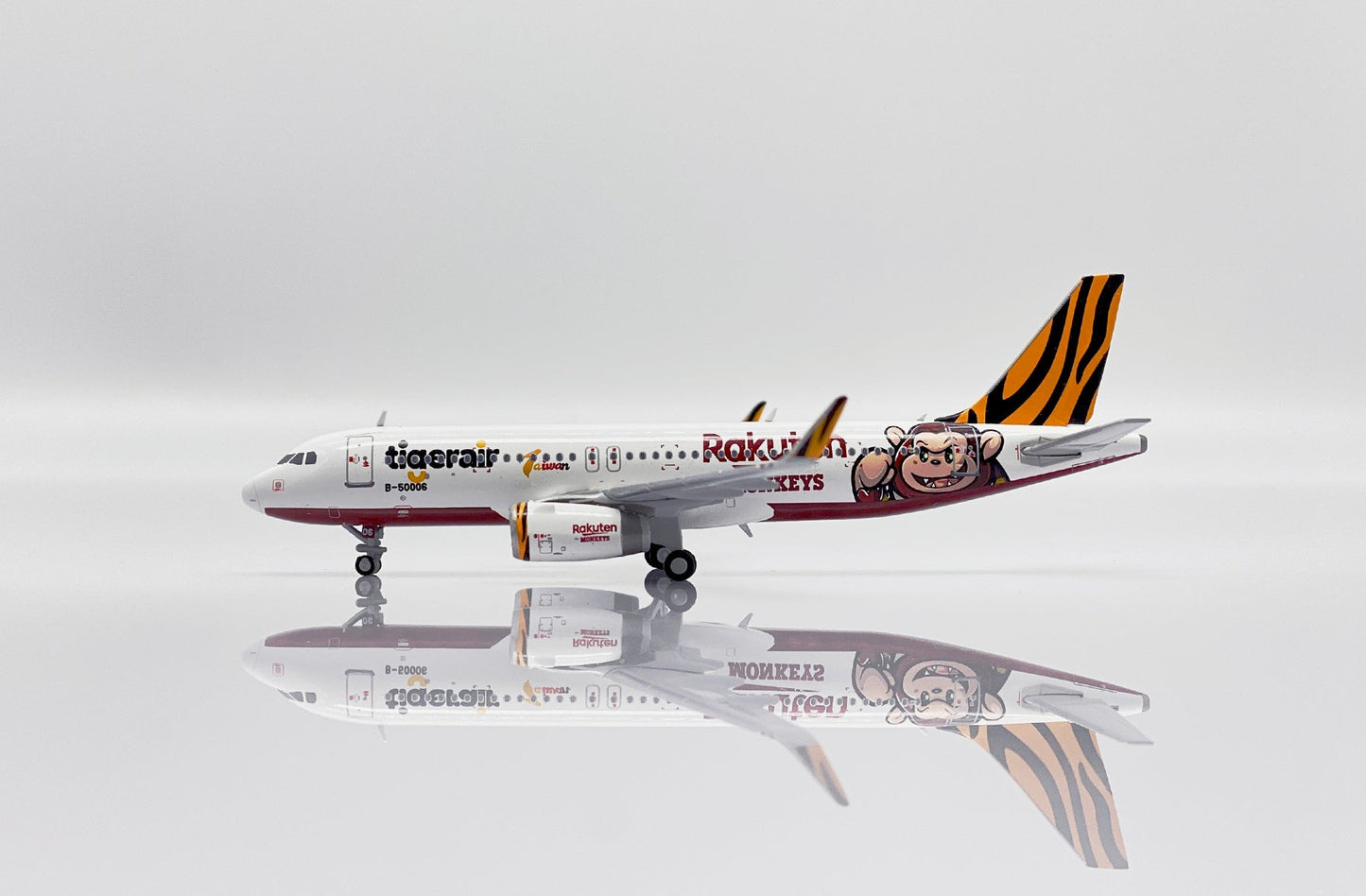 1/400 Tigerair Taiwan Airbus A320 B-50006 “Rakuten Monkeys Livery