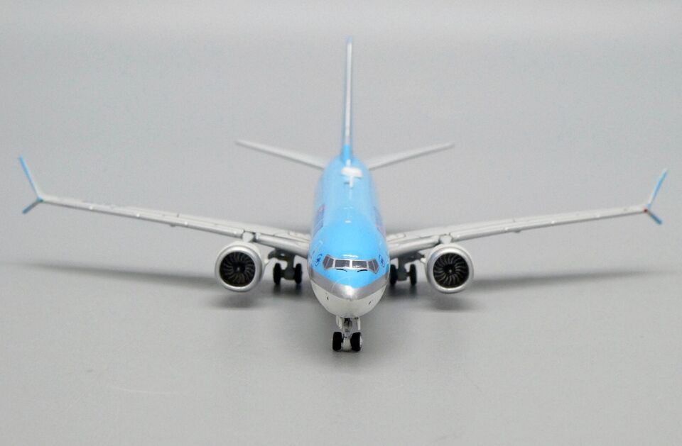 1/400 Korean Air B737 MAX 8 HL8348