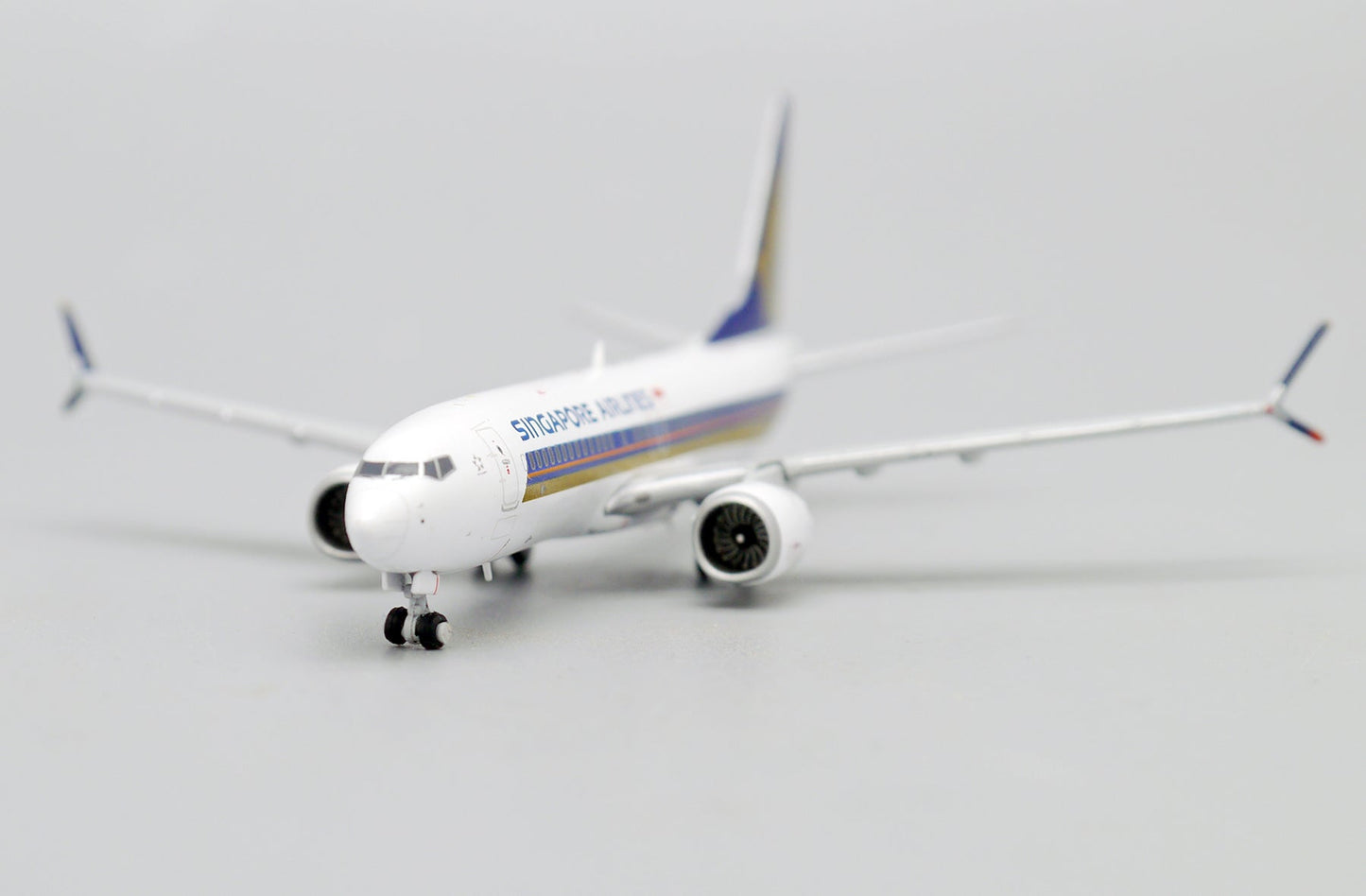 1/400 Singapore Airlines B737 MAX 8 9V-MBN