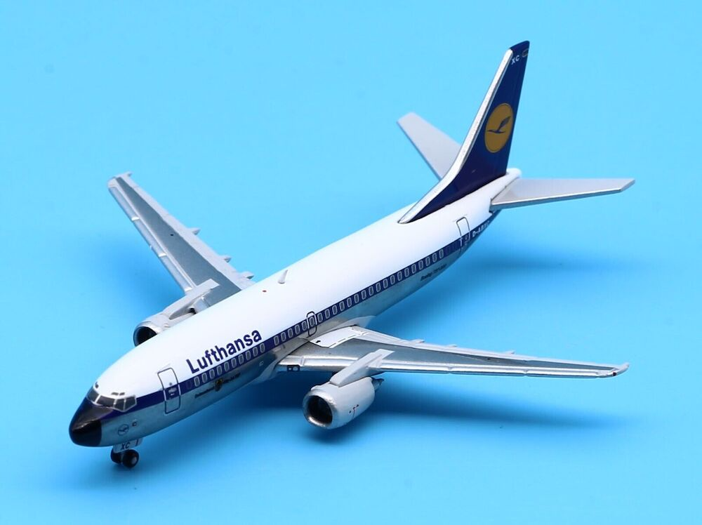 1/400 Lufthansa B737-300 D-ABXC