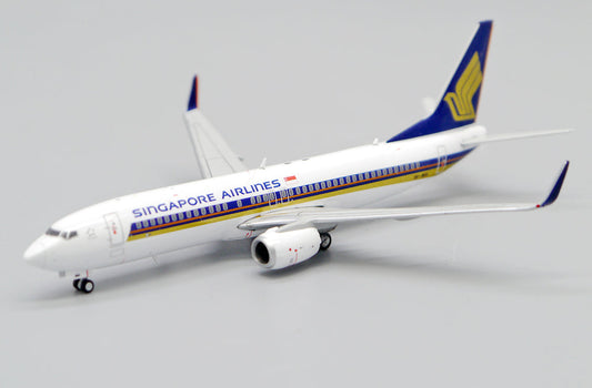 1/400 Singapore Airlines B737-800 9V-MGA