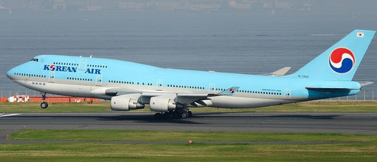 1/400 Korean Air B747-400  HL7402