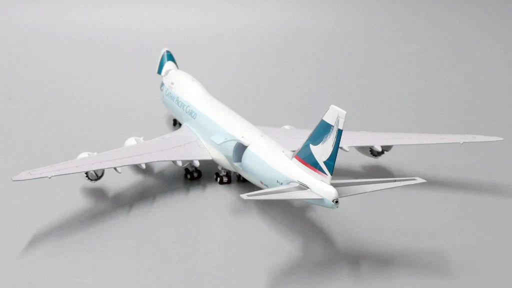 1/400 Cathay Pacific B747-8F Interactive Series B-LJF