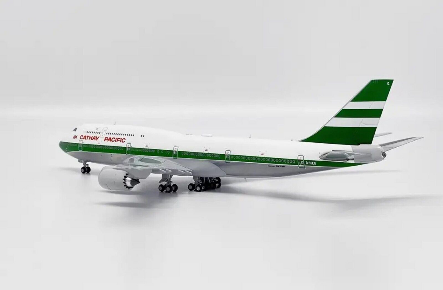 1/400 MISC B747-8I B-HKG