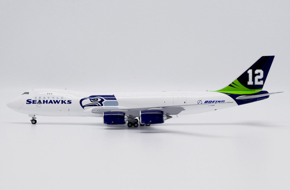 1/400 Boeing Company 747-8F "Seattle Seahawks" Reg: N770BA with Antenna