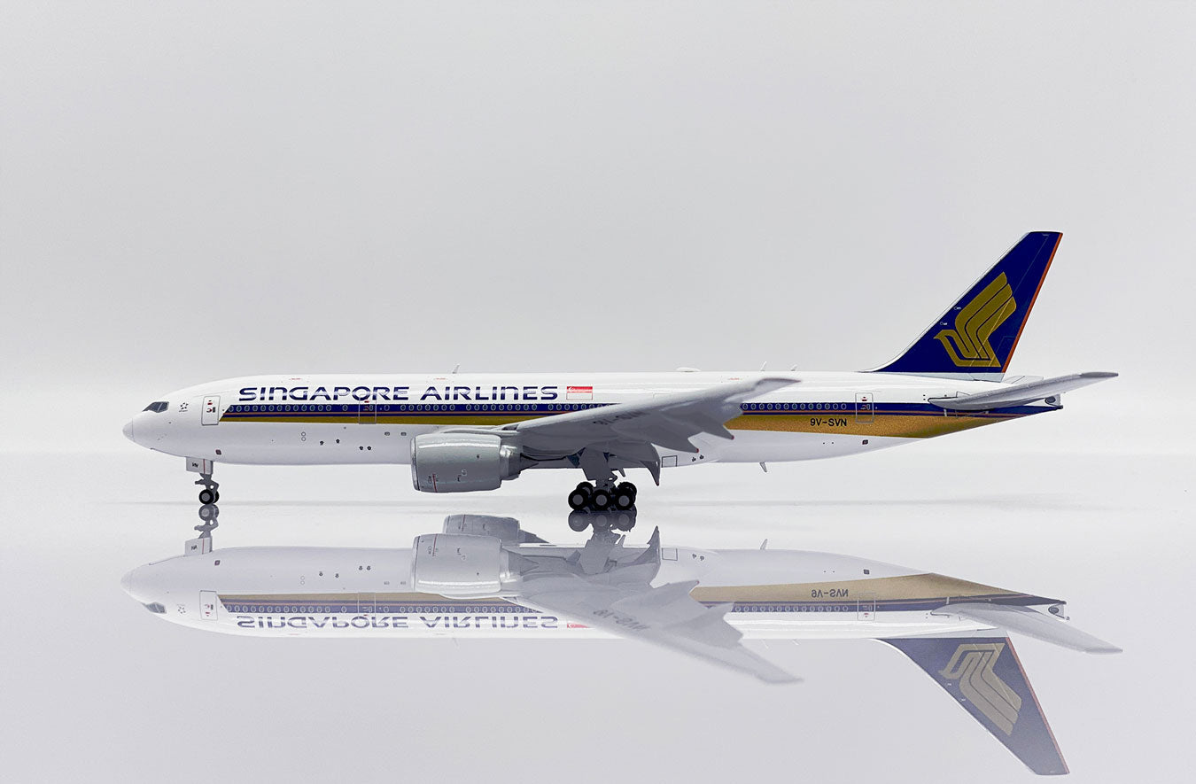 1/400 Singapore Airlines B777-200ER 9V-SVN (Flaps Down)