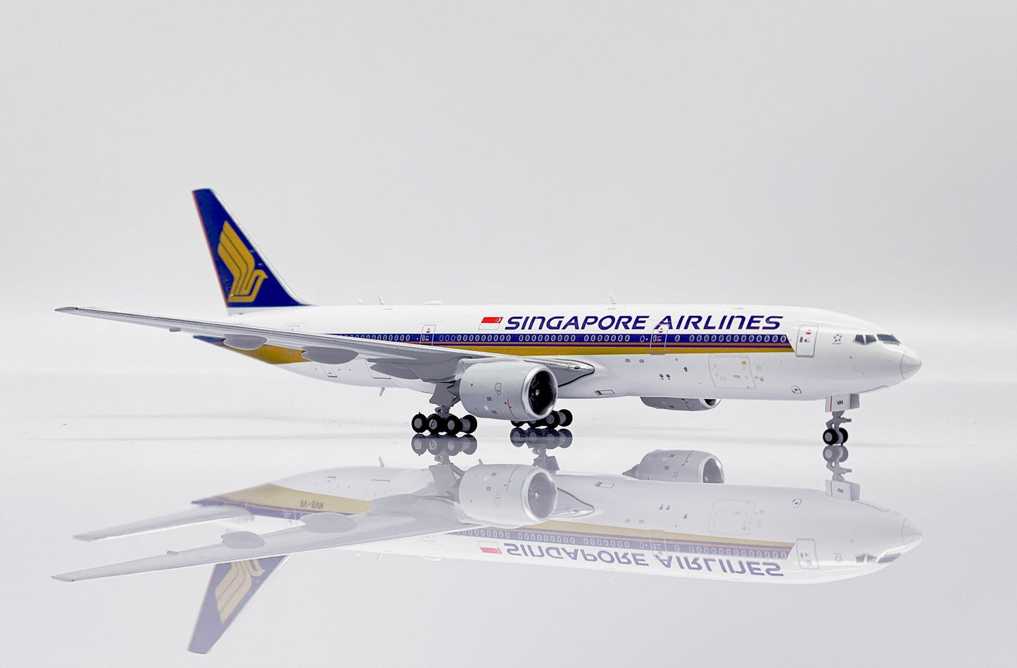 1/400 Singapore Airlines B777-200ER 9V-SVN