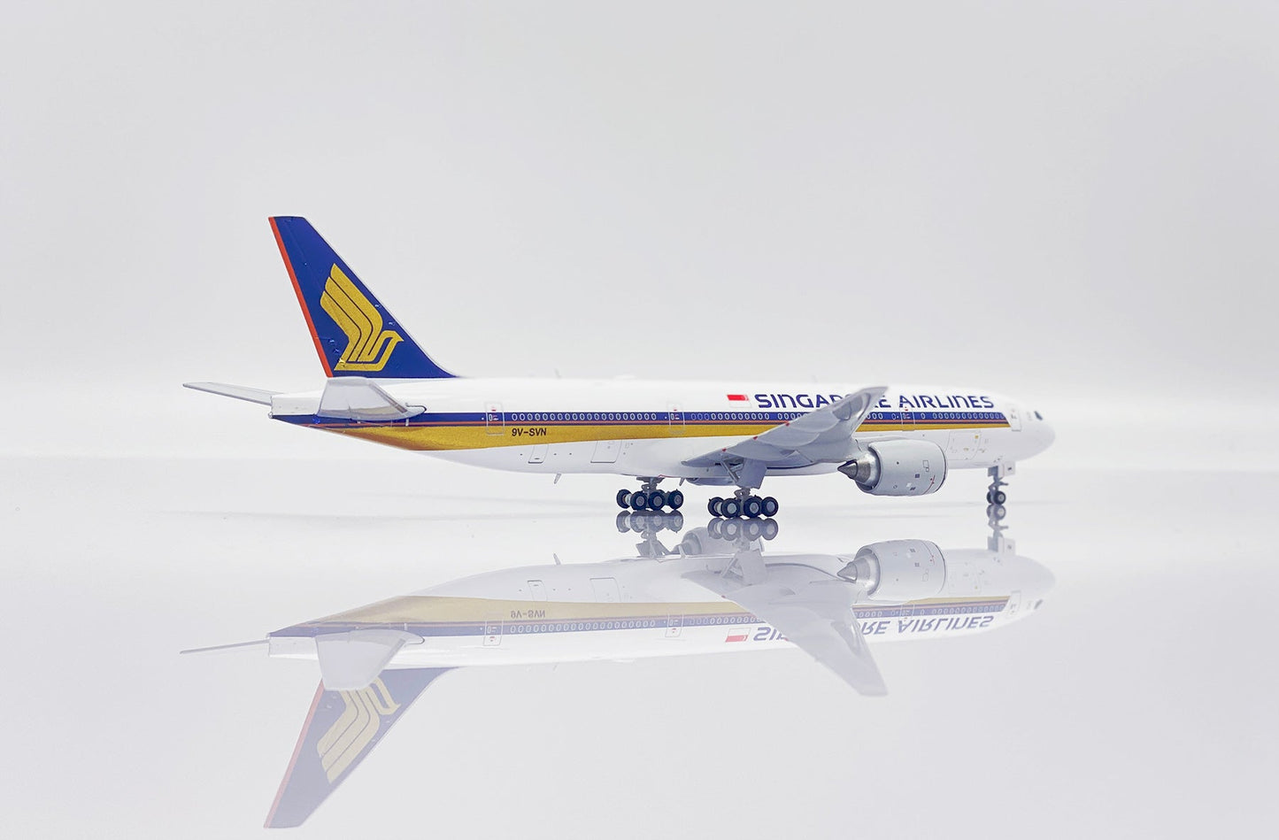 1/400 Singapore Airlines B777-200ER 9V-SVN