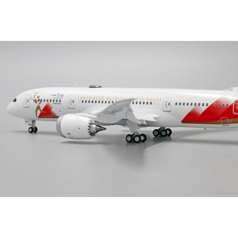 1/400 JAL B787-8Torch Relay JA837J