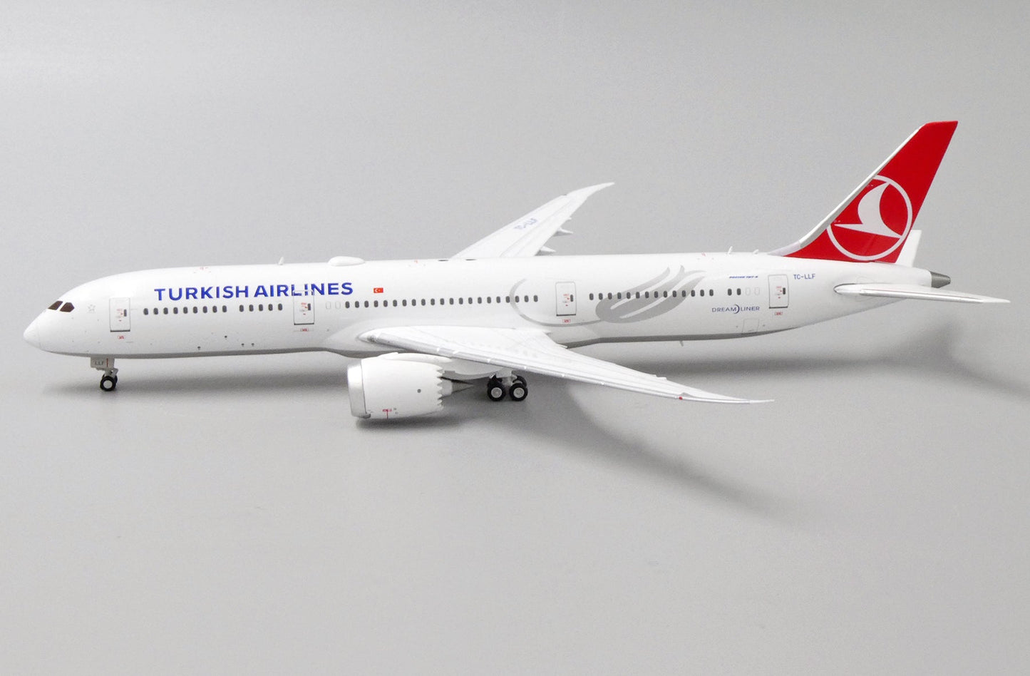 1/400 Turkish Airliners B787-9 TC-LLF