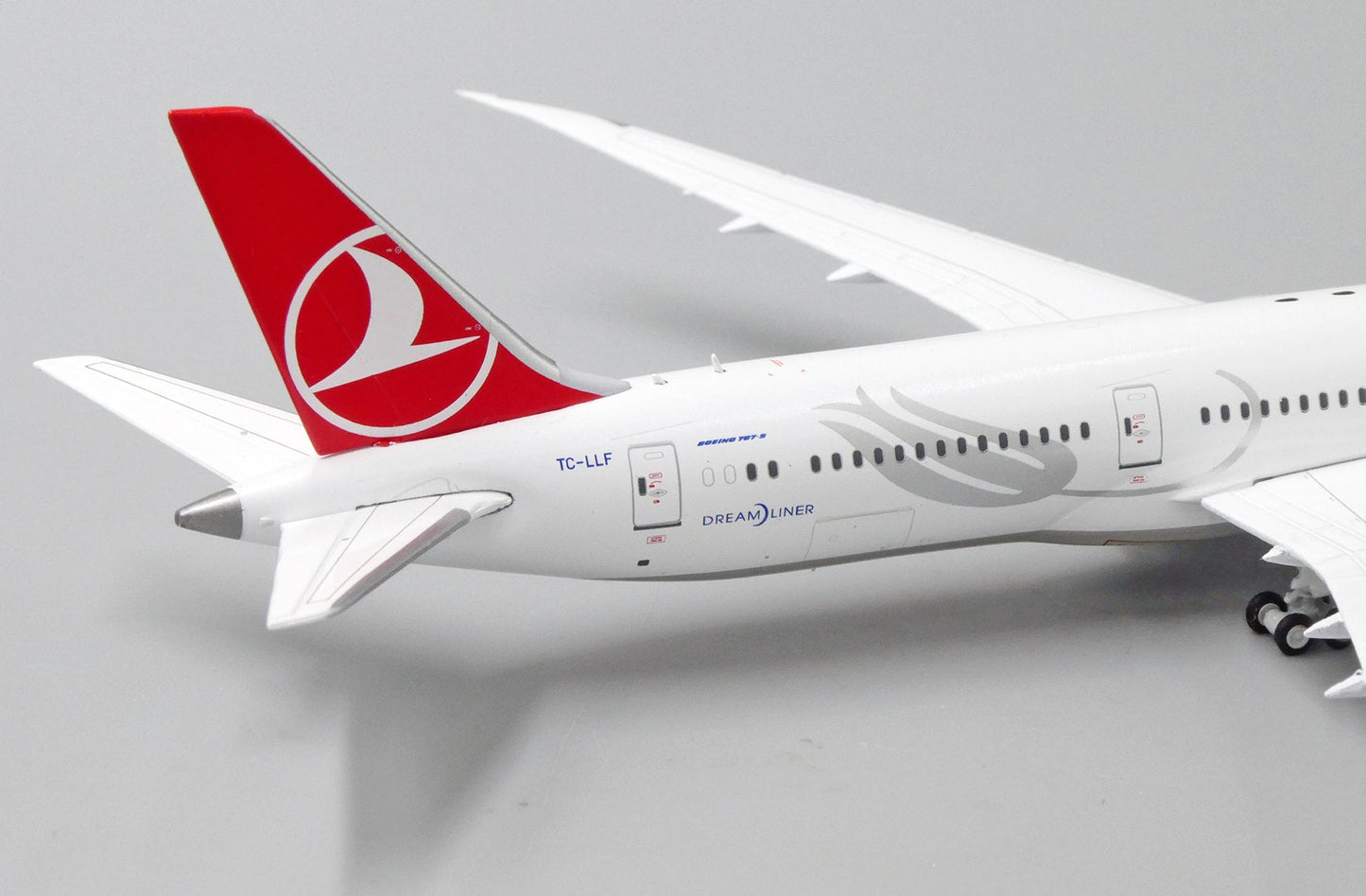 1/400 Turkish Airliners B787-9 TC-LLF