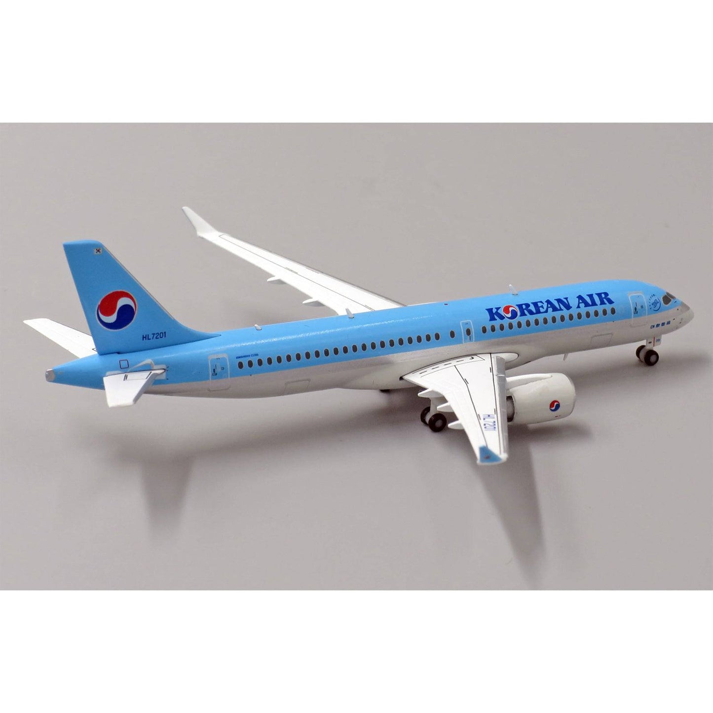 1/400 Korean Air Bombadier CS300 HL7201