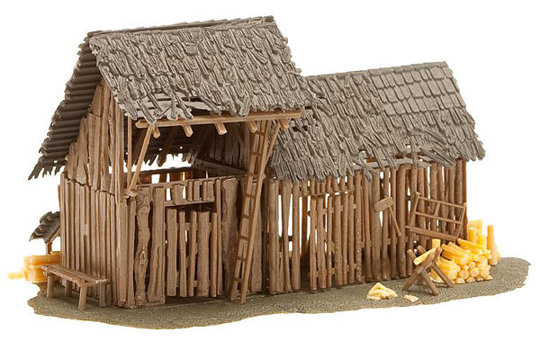 HO Log Barn