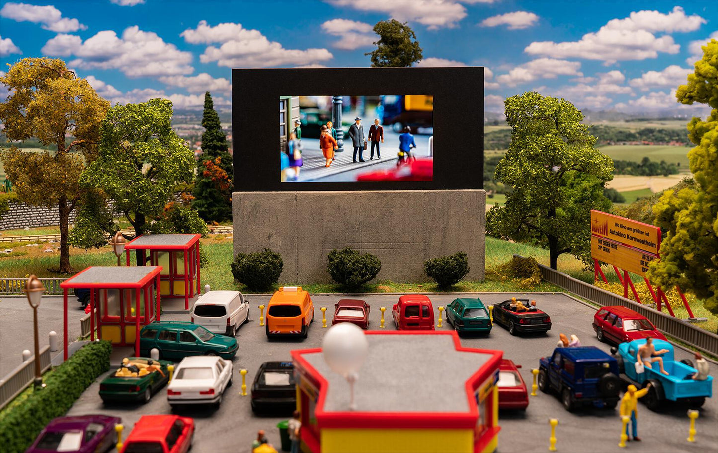 HO Drive-In Movie Theatre