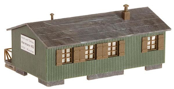 HO Wooden Hut